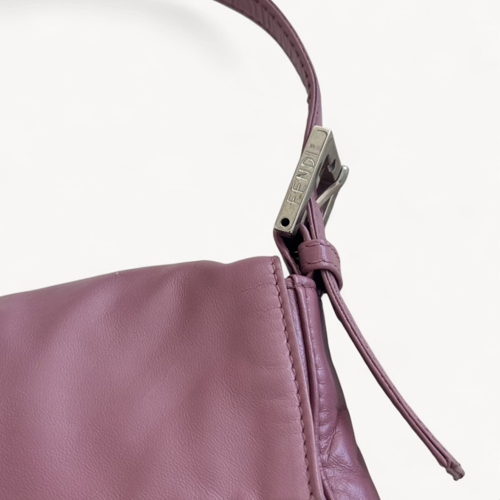 Fendi Mauve Leather Shoulder Baguette Bag - Picture 11 of 12